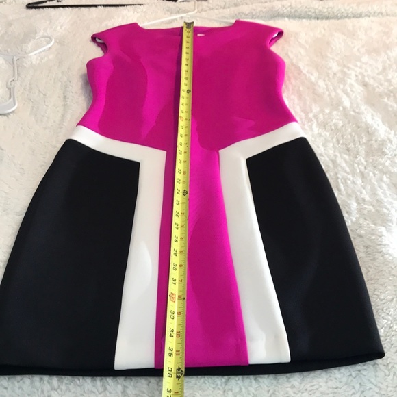 Dress - Picture 4 of 6